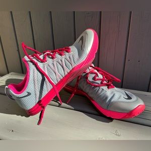 NIKE Lunar Cross Element